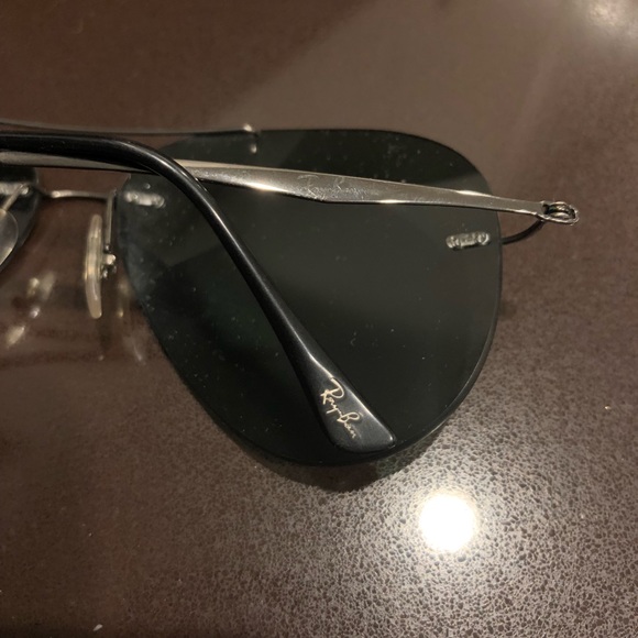 Ray Ban Aviators - Picture 3 of 4